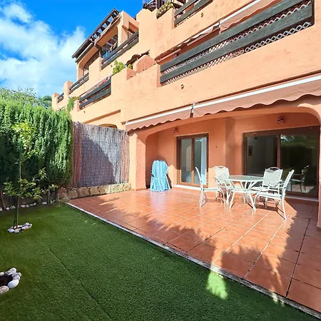 Beautiful 2-bedroom Frontline Appartement