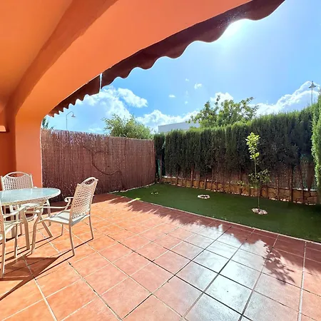 Beautiful 2-bedroom Frontline