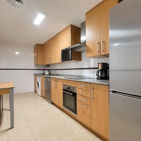 Beautiful 2-bedroom Frontline