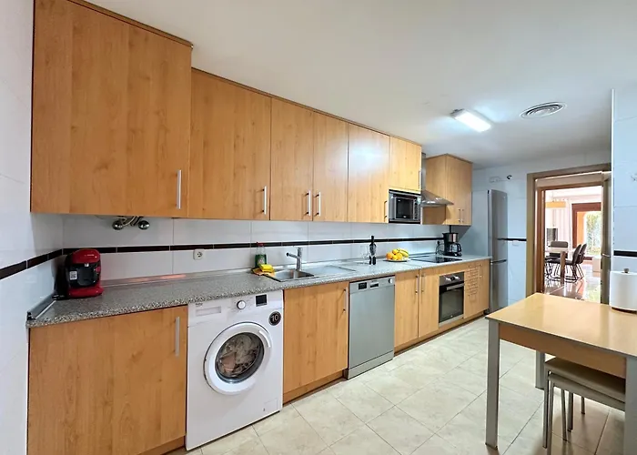 Beautiful 2-bedroom Frontline * Estepona