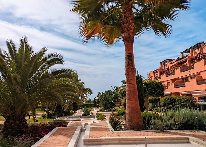Daire Beautiful 2-bedroom Frontline Estepona