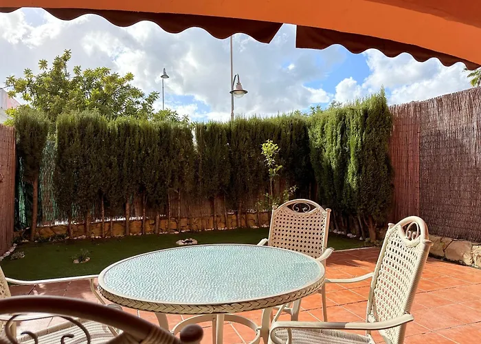 Beautiful 2-bedroom Frontline *