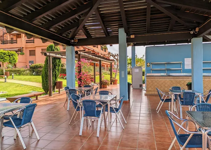 Beautiful 2-bedroom Frontline *